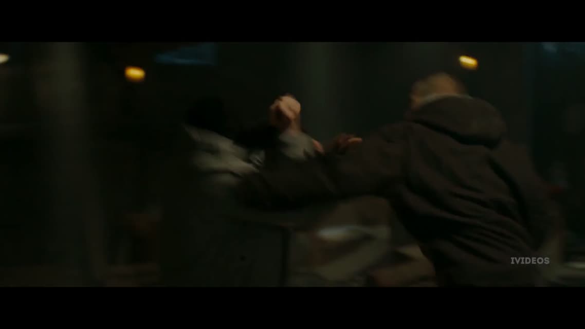 Лукас / The Bouncer / Lukas (2018)