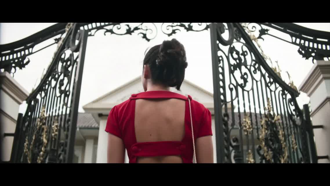 Безумно богатые азиаты / Crazy Rich Asians (2018)