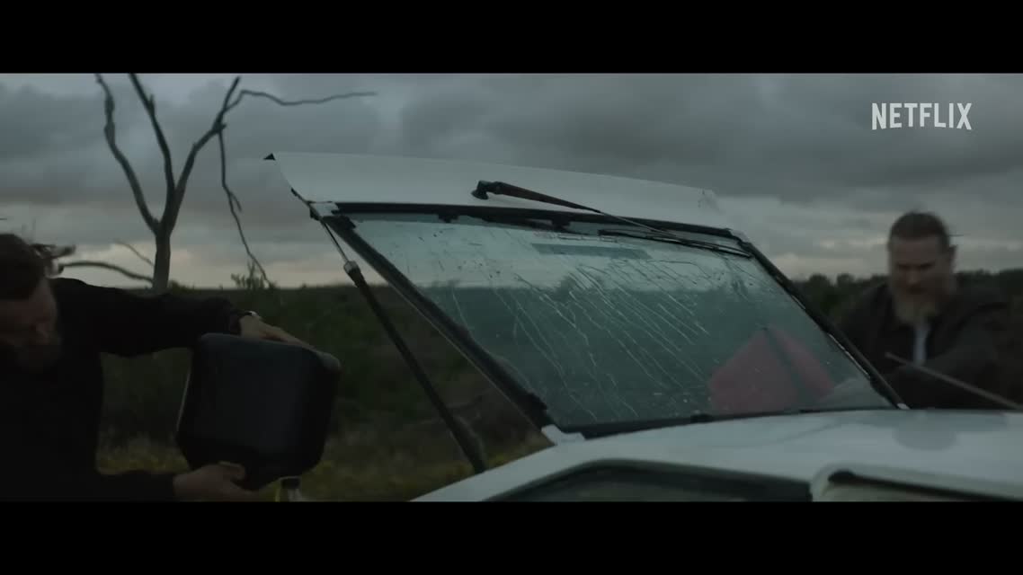 Незнакомцы / The Stranger (2022)